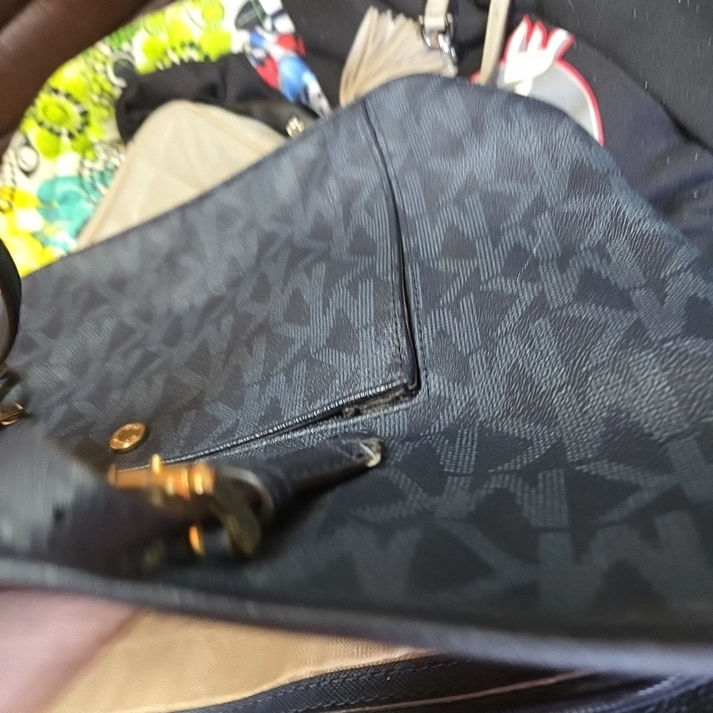 Michael Kors Black Logo-Print Tote Bag‎